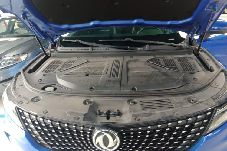 Used Dongfeng Fengon ix5 2019 220T CVT Zhiyue Trim China VI Standard Engine Bay