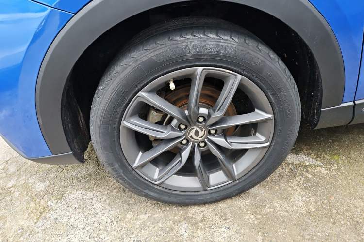 Used Dongfeng Fengon ix5 2019 220T CVT ZhiShang Trim China V Standard Exterior 4