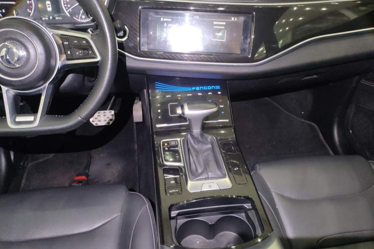 Used Dongfeng Fengon ix5 2019 220T CVT ZhiShang Trim China V Standard Gear Lever