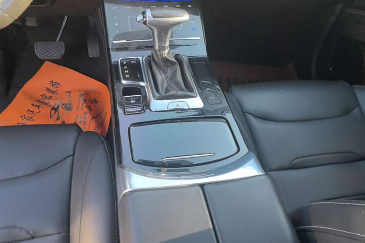 Used Dongfeng Fengon ix5 2019 220T CVT ZhiShang Trim China V Standard Gear Lever