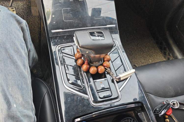 Used Dongfeng Fengon ix5 2019 280TGDI CVT ZhiZun Trim China V Emission Standard Gear Lever
