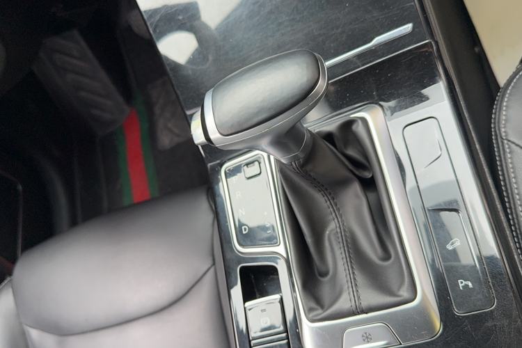 Used Dongfeng Fengon ix5 2019 220T CVT ZhiShang Trim China V Standard Gear Lever