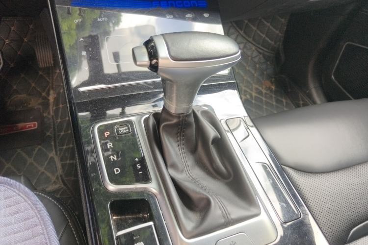 Used Dongfeng Fengon ix5 2019 220T CVT Zhiyue Trim China VI Standard Gear Lever