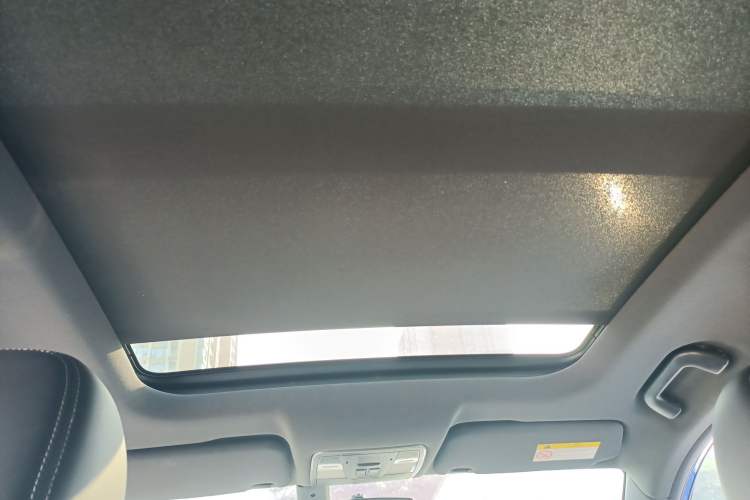 Used Dongfeng Fengon ix5 2019 220T CVT Zhiyue Trim China V Emission Standard Headliner
