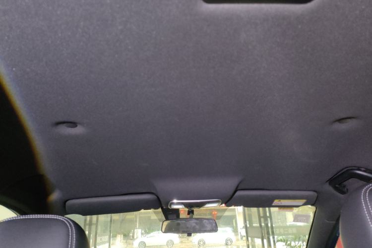 Used Dongfeng Fengon ix5 2019 220T CVT ZhiShang Trim China V Standard Headliner