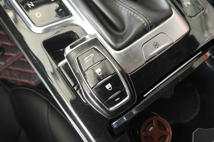 Used Dongfeng Fengon ix5 2019 220T CVT Zhiyue Trim China V Emission Standard Interior 1
