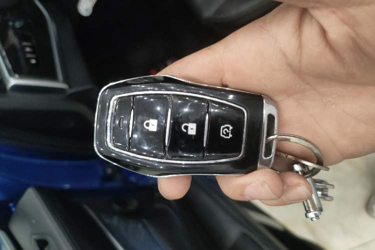 Used Dongfeng Fengon ix5 2019 220T CVT ZhiShang Trim China V Standard Interior 1