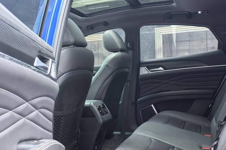 Used Dongfeng Fengon ix5 2019 220T CVT Zhiyue Trim China VI Standard Interior 3