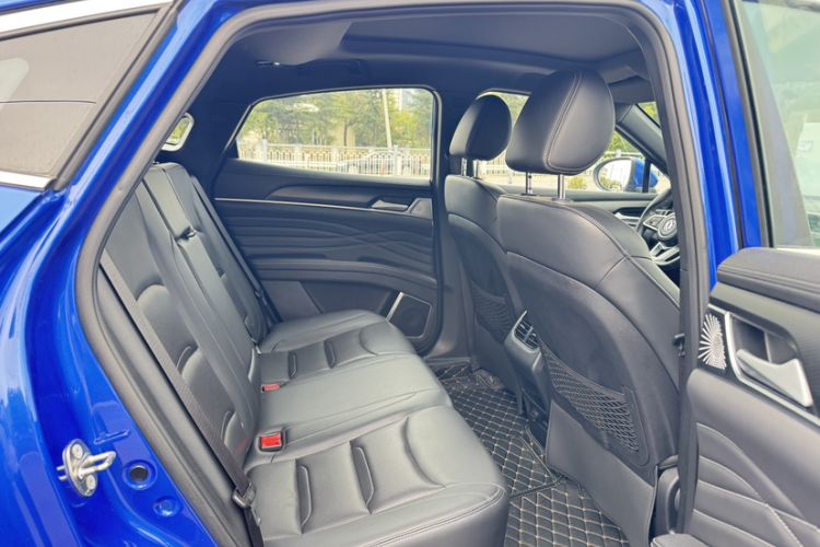 Used Dongfeng Fengon ix5 2019 220T CVT Zhiyue Trim China VI Standard Interior 3
