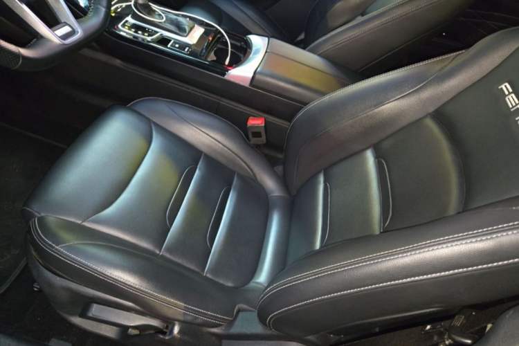 Used Dongfeng Fengon ix5 2019 220T CVT ZhiShang Trim China V Standard Interior 6
