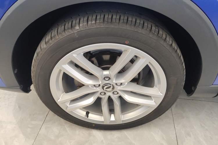 Used Dongfeng Fengon ix5 2019 280TGDI CVT Smart Version China V Standard Left Front Wheel Hub