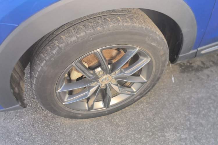 Used Dongfeng Fengon ix5 2019 220T CVT ZhiShang Trim China V Standard Left Front Wheel Hub