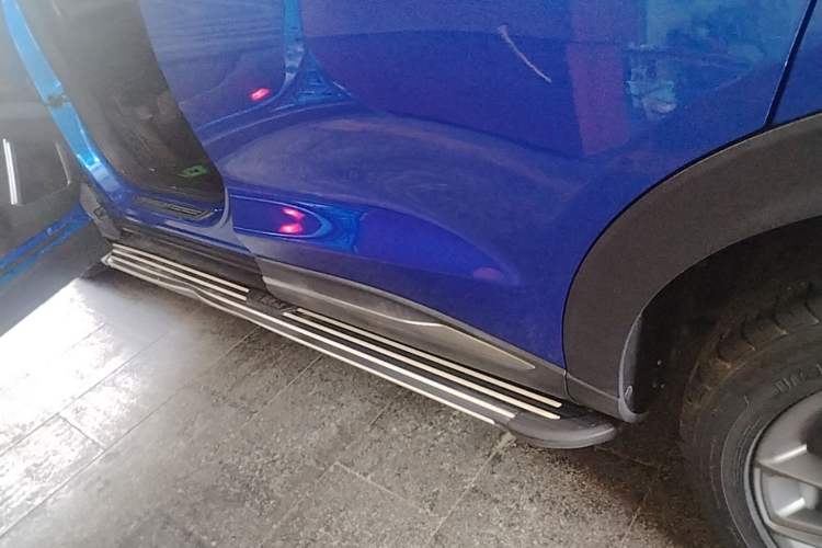 Used Dongfeng Fengon ix5 2019 220T CVT Zhiyue Trim China V Emission Standard Left Side Sill