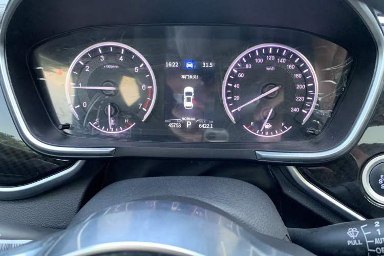 Used Dongfeng Fengon ix5 2019 220T CVT ZhiShang Version China VI Standard Odometer Close Up