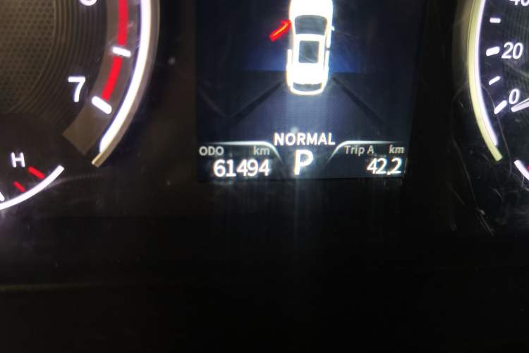 Used Dongfeng Fengon ix5 2019 220T CVT Zhiyue Trim China VI Standard Odometer Close Up