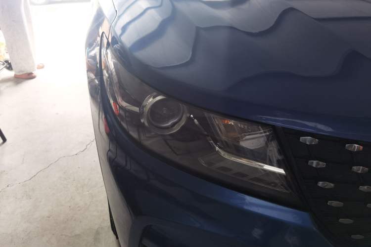 Used Dongfeng Fengon ix5 2019 220T CVT Zhiyue Trim China VI Standard Right Front Headlight