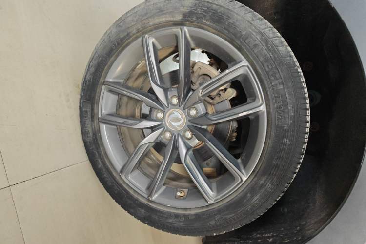 Used Dongfeng Fengon ix5 2019 220T CVT ZhiShang Trim China V Standard Right Rear Wheel Hub