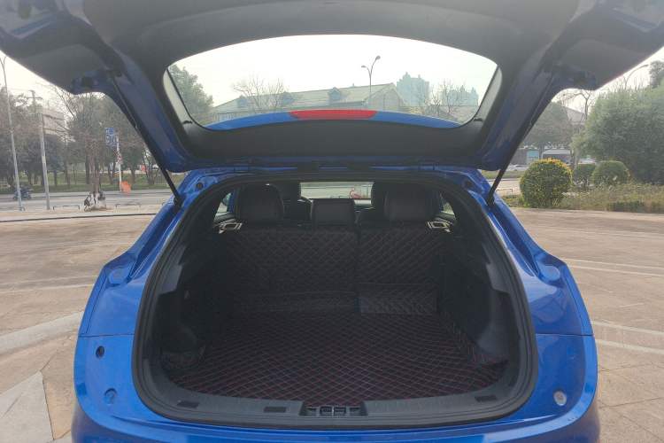 Used Dongfeng Fengon ix5 2019 220T CVT ZhiShang Trim China V Standard Trunk