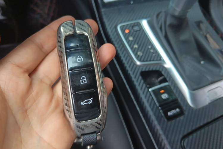 Used Dongfeng Fengon ix5 2019 220T CVT Zhiyue Trim China VI Standard Vehicle Key