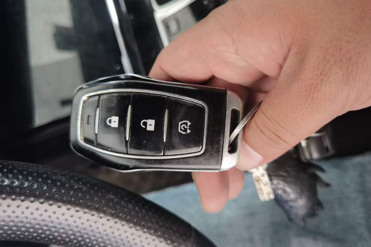 Used Dongfeng Fengon ix5 2019 220T CVT Zhiyue Trim China VI Standard Vehicle Key
