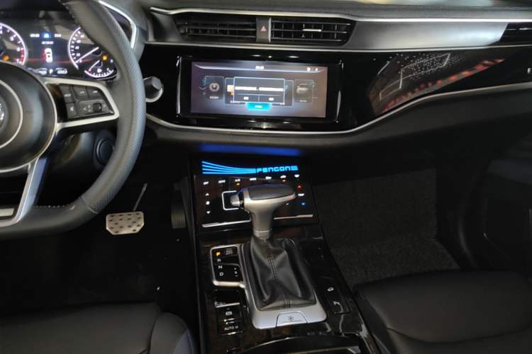 Used Dongfeng Fengon ix5 2019 220T CVT Zhiyue Trim China V Emission Standard Audio And AC Panel