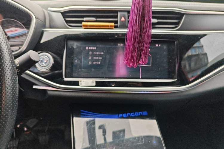 Used Dongfeng Fengon ix5 2019 220T Manual Smart Version China V Standard Audio And AC Panel