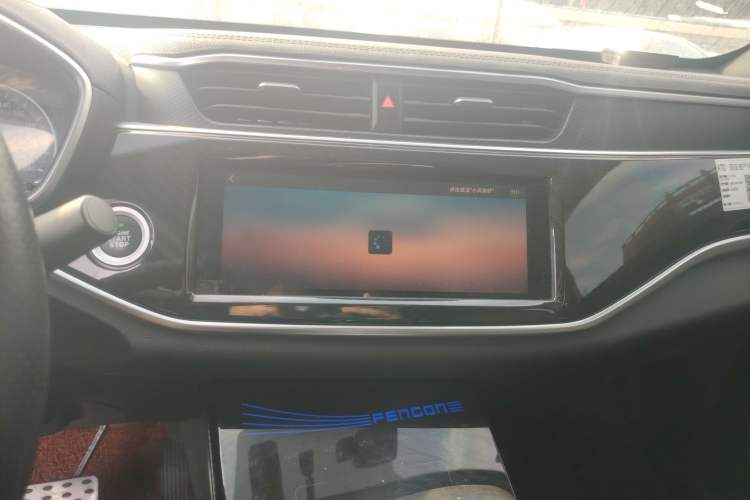 Used Dongfeng Fengon ix5 2019 220T CVT ZhiShang Trim China V Standard Audio And AC Panel