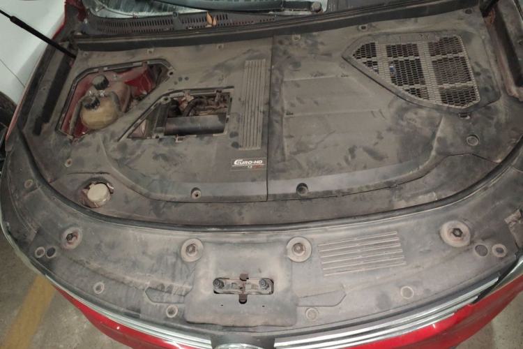Used Dongfeng Fengon ix5 2019 280TGDI CVT Smart Version China V Standard Engine Bay