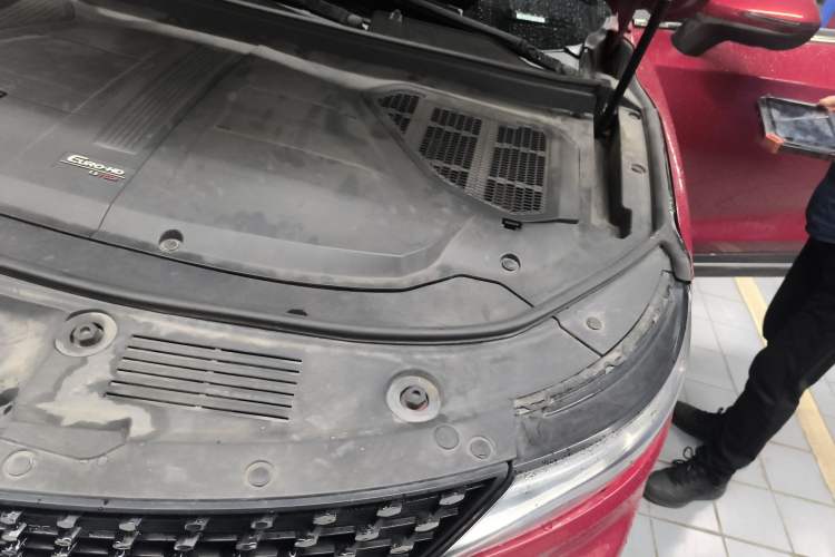 Used Dongfeng Fengon ix5 2019 280TGDI CVT Smart Version China V Standard Engine Bay Left