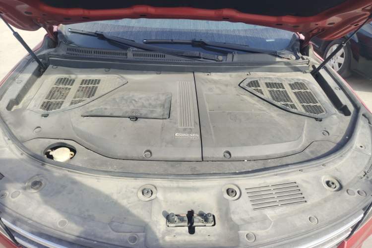 Used Dongfeng Fengon ix5 2019 220T CVT ZhiShang Trim China V Standard Engine Bay