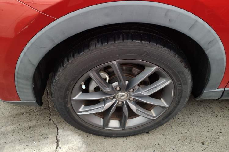 Used Dongfeng Fengon ix5 2019 220T CVT Zhiyue Trim China VI Standard Exterior 2
