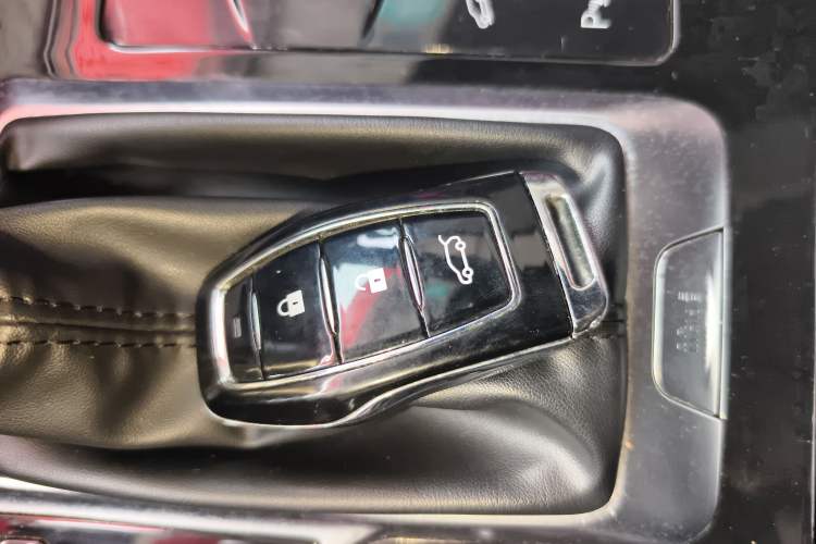 Used Dongfeng Fengon ix5 2019 280TGDI CVT Smart Version China V Standard Interior 1
