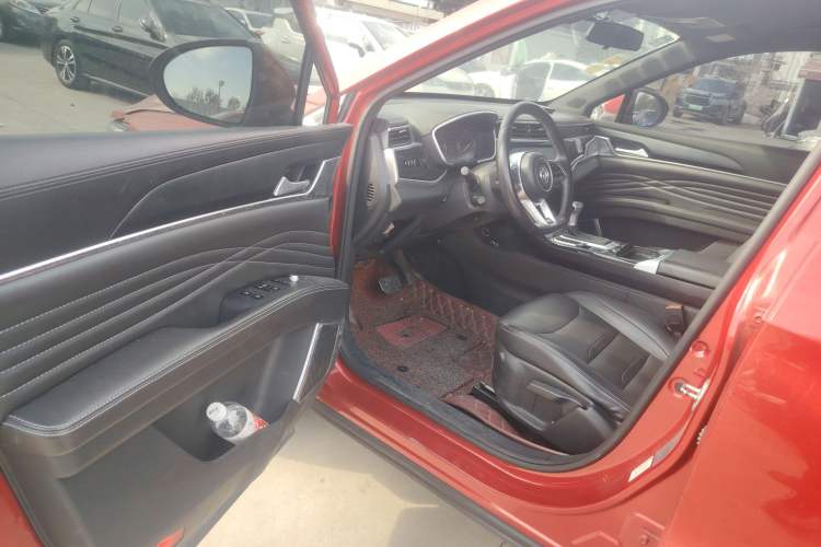 Used Dongfeng Fengon ix5 2019 220T CVT ZhiShang Trim China V Standard Interior 3