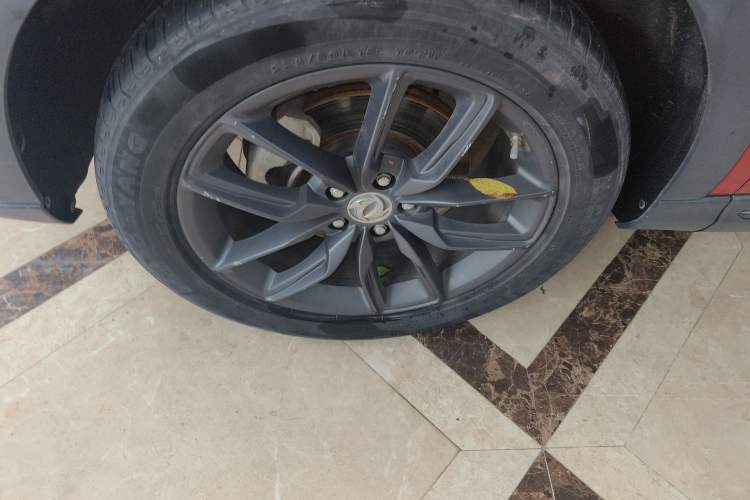Used Dongfeng Fengon ix5 2019 220T CVT Zhiyue Trim China V Emission Standard Left Front Wheel Hub