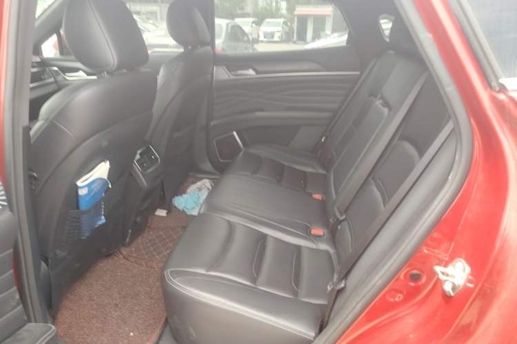 Used Dongfeng Fengon ix5 2019 220T CVT ZhiShang Trim China V Standard Left Rear Seat