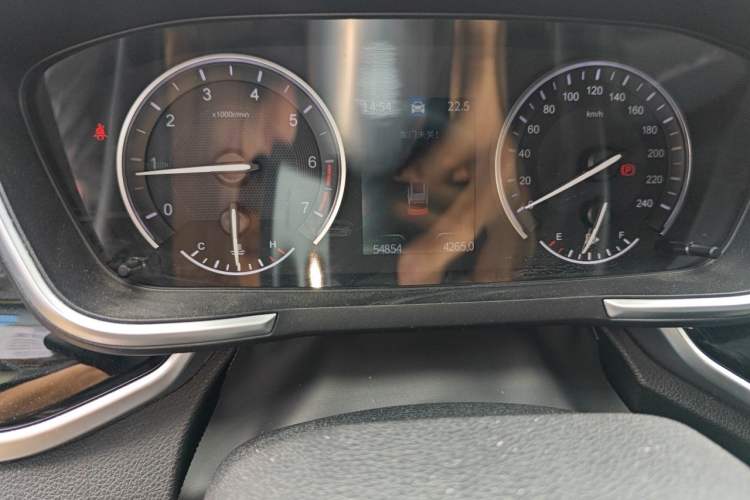 Used Dongfeng Fengon ix5 2019 220T Manual Smart Version China V Standard Odometer Close Up