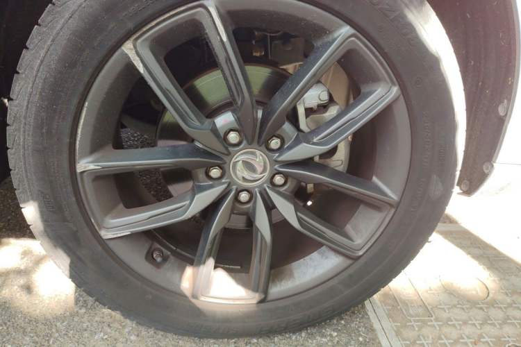 Used Dongfeng Fengon ix5 2019 220T CVT Zhiyue Trim China V Emission Standard Right Front Wheel Hub