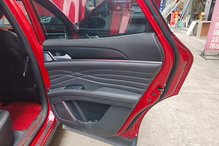 Used Dongfeng Fengon ix5 2019 220T CVT Zhiyue Trim China VI Standard Right Rear Door Interior