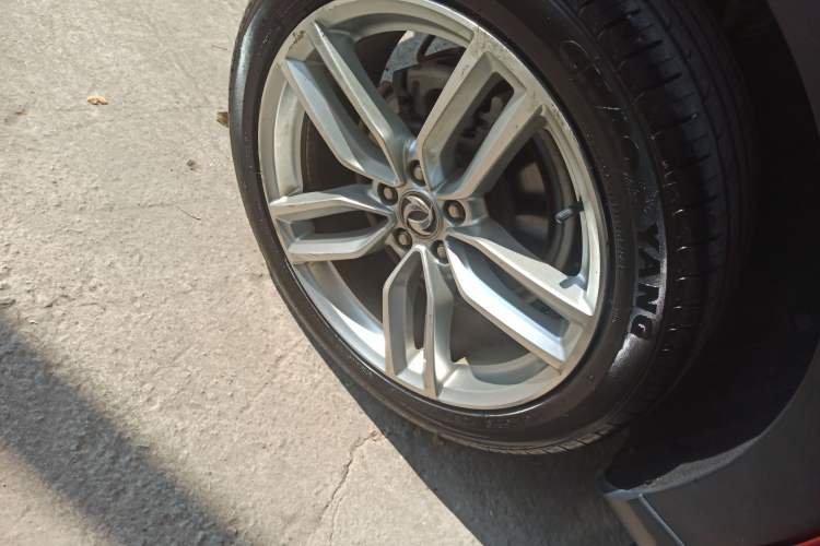 Used Dongfeng Fengon ix5 2019 280TGDI CVT Smart Version China V Standard Right Rear Wheel Hub
