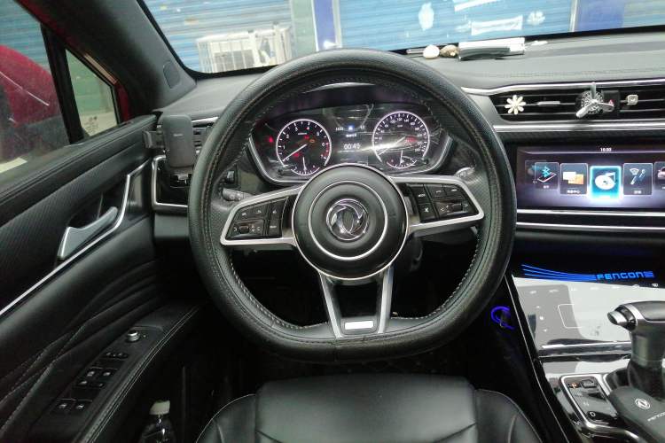 Used Dongfeng Fengon ix5 2019 220T CVT ZhiShang Trim China V Standard Steering Wheel