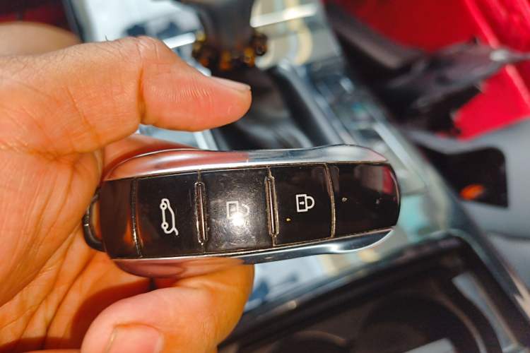 Used Dongfeng Fengon ix5 2019 220T CVT Zhiyue Trim China VI Standard Vehicle Key