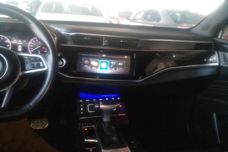 Used Dongfeng Fengon ix5 2019 220T CVT Zhiyue Trim China V Emission Standard Audio And AC Panel