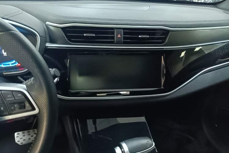 Used Dongfeng Fengon ix5 2019 280TGDI CVT Smart Version China V Standard Audio And AC Panel