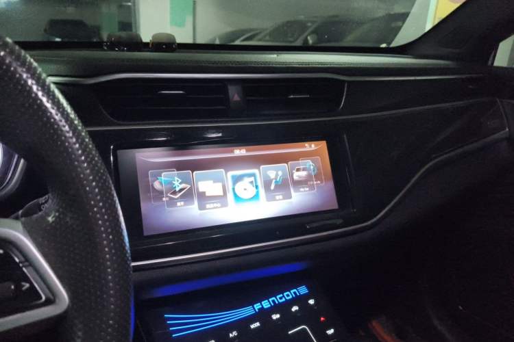 Used Dongfeng Fengon ix5 2019 220T CVT ZhiShang Trim China V Standard Audio And AC Panel