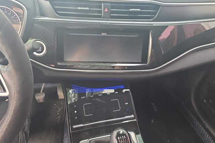 Used Dongfeng Fengon ix5 2019 220T Manual ZhiShang Version China VI Standard Audio And AC Panel