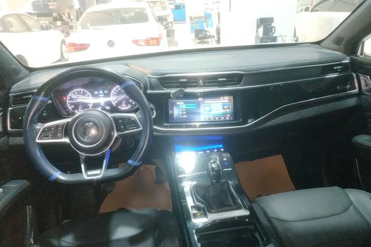 Used Dongfeng Fengon ix5 2019 220T Manual Smart Version China VI Standard Center Console