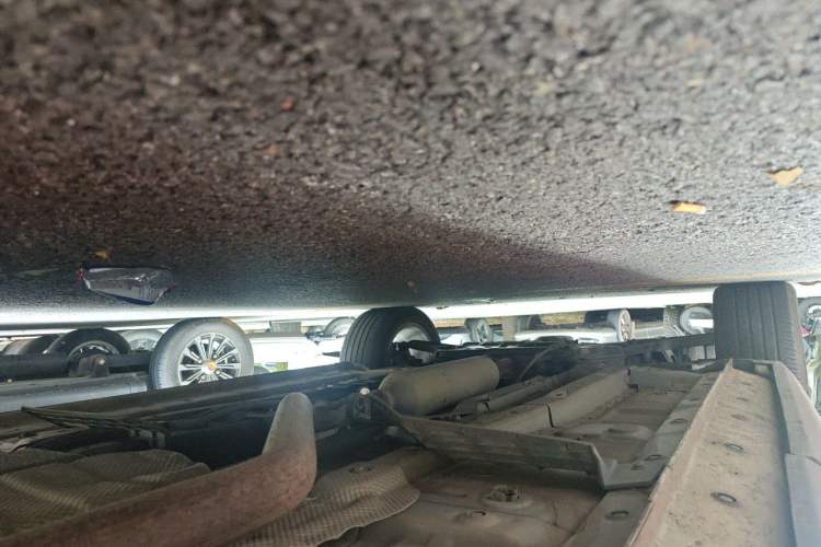 Used Dongfeng Fengon ix5 2019 220T CVT Zhiyue Trim China V Emission Standard Chassis Rear Left