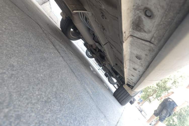 Used Dongfeng Fengon ix5 2019 220T CVT ZhiShang Trim China V Standard Chassis Rear Right