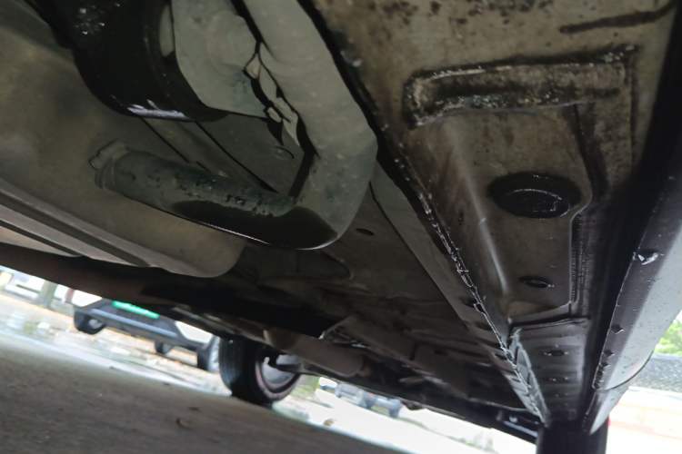 Used Dongfeng Fengon ix5 2019 220TGDI CVT Zhiya Trim China VI Standard Chassis Rear Right