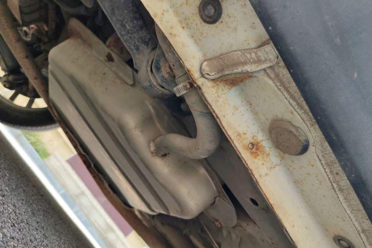 Used Dongfeng Fengon ix5 2019 220T CVT ZhiShang Version China VI Standard Chassis Rear Right